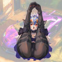 Tiger Girl Upside Down Car Decal Sticker, a fun way to personalize your lunch box, cooler, or thermos. Vinyl car decals suitable for cars, motorcycles, laptops, computers, backpacks, water bottles, and more.